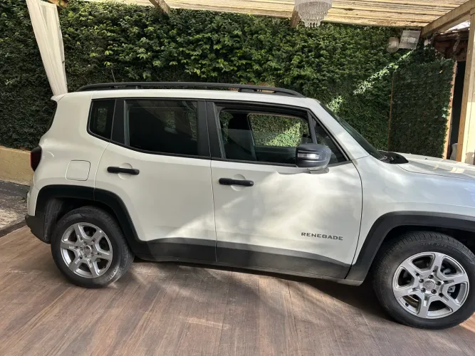 Jeep Renegade Sport T270 1.3 TB 4X2 Flex Aut. 2024