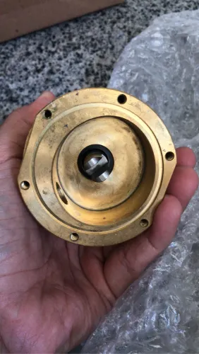 Bomba de água salgada do motor zera marítima