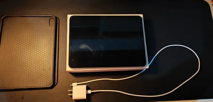 iPad A16 128GB - 2 meses de uso