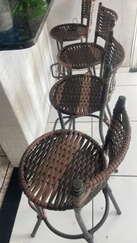 4 Cadeiras para bancada