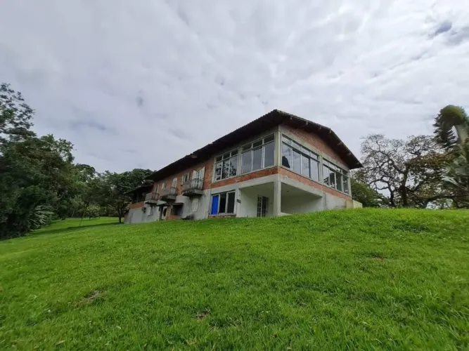 Chácara com 5,5 hectares no Km 8 de Aldeia
