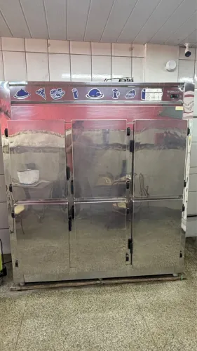 CÂMARA FRIA/REFRIGERADOR EXPOSITOR GELOPAR GREP-6P INOX - 6 PORTAS