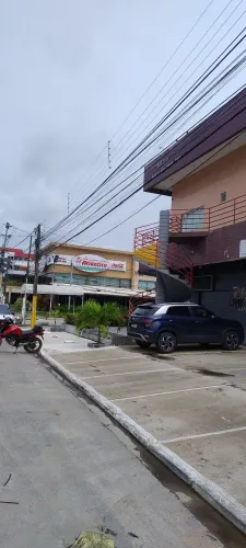 Excelente loja com mesanino, ao lado da pizzaria Atlântico em Jardim atlântico.
