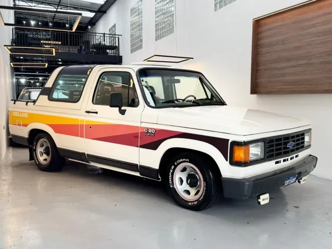 Chevrolet C-20 Custom Std. 4.1 1990