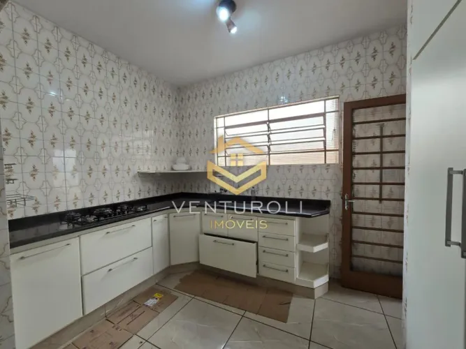 Casa para aluguel com 160 m² e 3 quartos em Vila Souto, Bauru - SP