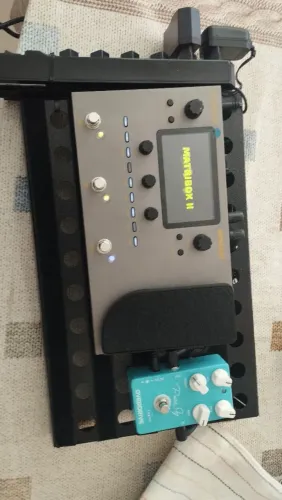 Pedaleira matribox 2 + Pedalboard + Puresky + Preset Victor Young 