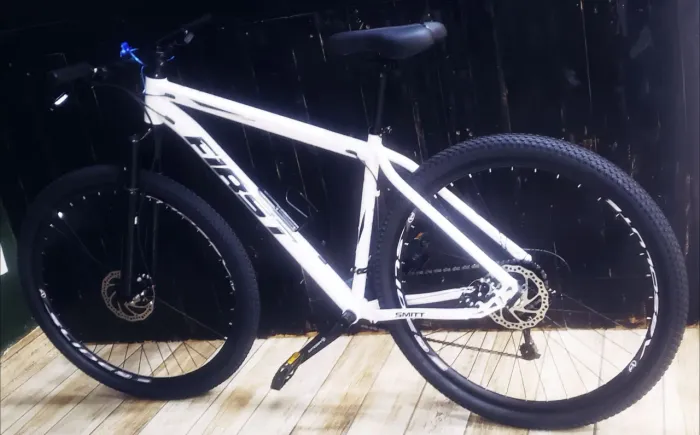 Bike Aro 29 First Smitt Absolute