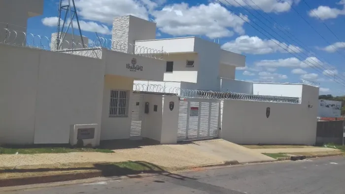 Casa à venda 3 Quartos, 3 Suites, 2 Vagas, 226.08M², Cardoso Continuação, Aparecida de Goi