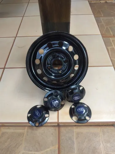 RODAS ARO 13 FORD