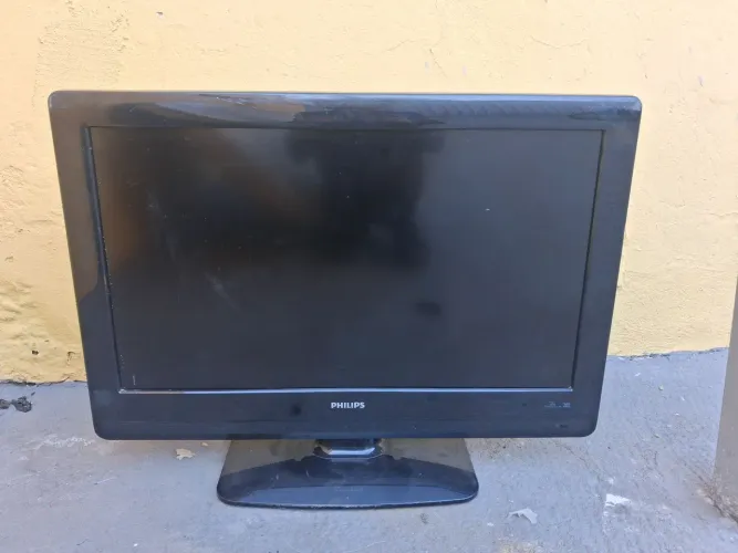 TV Philips 32" para peças - R$ 50,00 (Venda Rápida