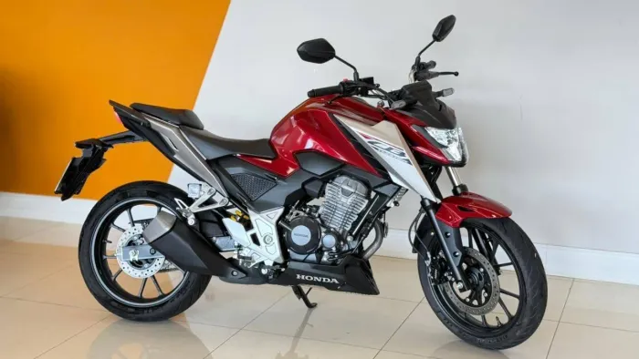 CB 300 TWISTER FLEX VERMELHA 2025/2026