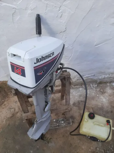 Motor de popa Johnson 14 hp