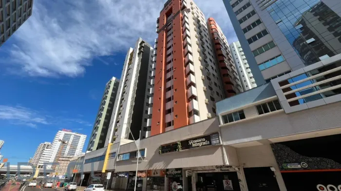 Apartamento para alugar no condomínio Gran Tower no bairro Zona 07 - Maringá/PR