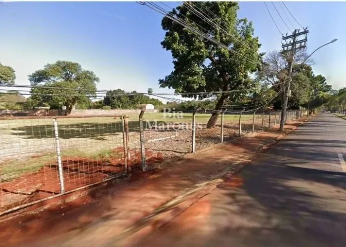 Terreno comercial de esquina com 5.935 m² localizada no bairro recreio das Acácias