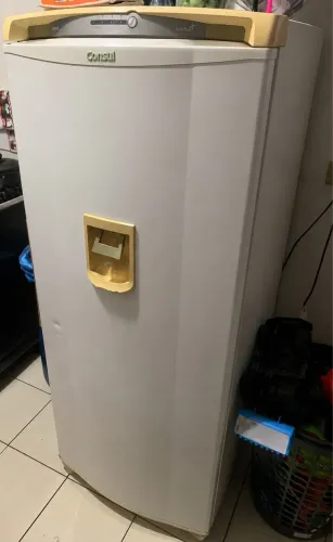 Geladeira cônsul funcionando perfeitamente