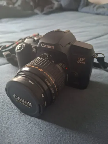 Canon EOS 5000
