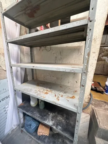 Prateleira de aço usada de 6 divisórias