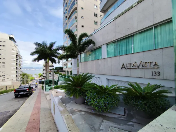 Apto Garden amplo próx shopping Beira Mar