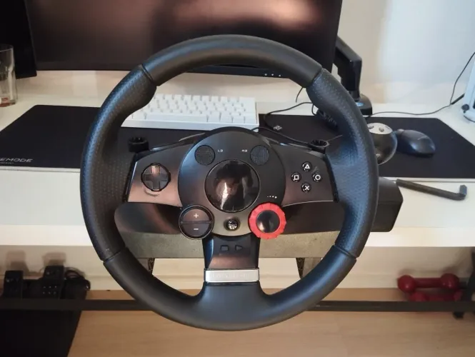 Volante Logitech driving GT