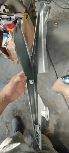 Carenagem da rabeta da Titan 2023 lado direito, para pintura!!