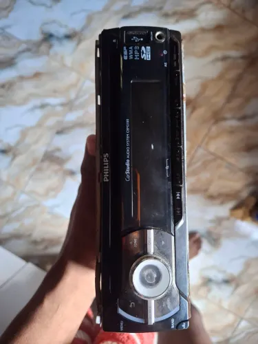 Rádio automotivo