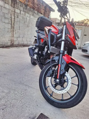 CB 300 F