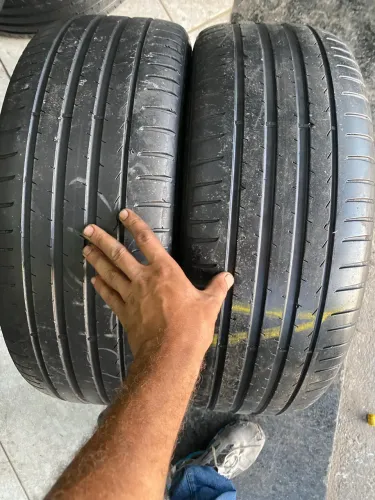 PAR DE PNEUS 235/45/19 SEMI NOVOS PIRELLI
