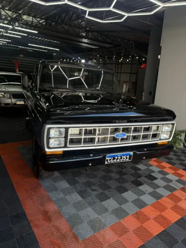 Ford F-1000 S. S. Diesel / S.s. Diesel Turbo 1988