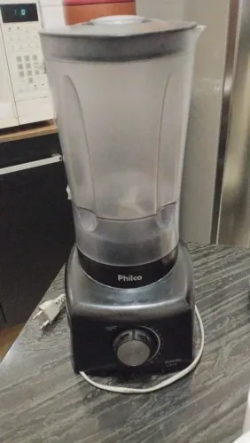Vendo liquidificador funcionando perfeitamente só a alça do liquidificador que não tem