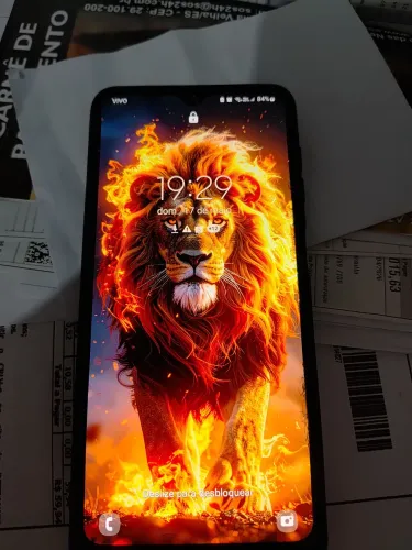 Celular galáxia m32
