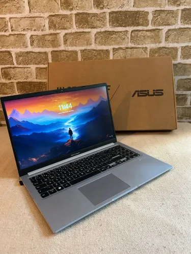 ASUS VIVOBOOK 15 RYZEN 7 4800H 256gb SSD | 8gb RAM