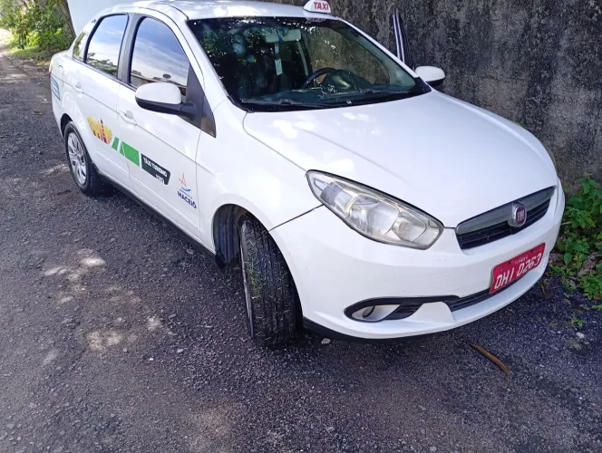 Fiat Grand Siena Attrac. 1.4 EVO F.flex 8V 2015