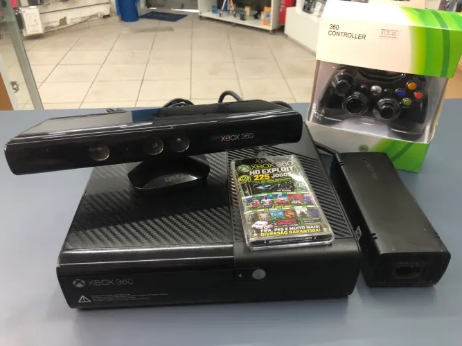 Xbox 360 Turbinado 270 jogos + Kinect
