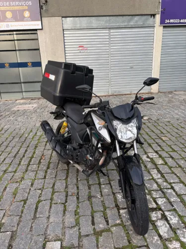 Yamaha Fazer Sed 150 COM BAÚ