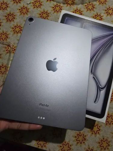 iPad Air M2