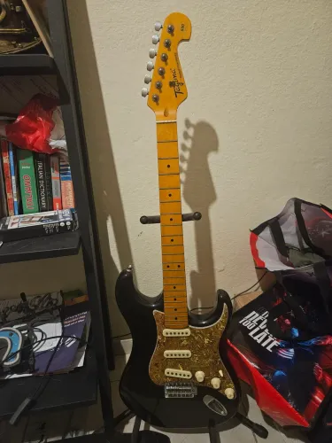 Guitarra Tagima Woodstock Series 530