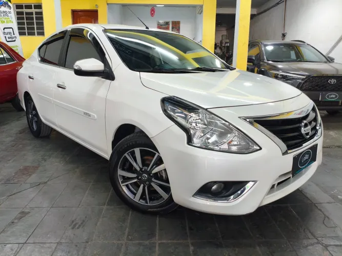 Nissan Versa SL 1.6 16V Flexstart 4P Aut. 2018