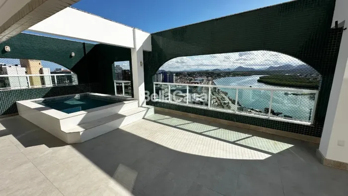 Cobertura a venda no Centro de Guarapari