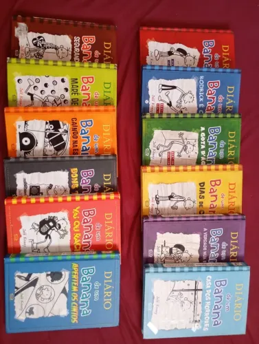 Lote de livros! Romance, assassinato entre outros...