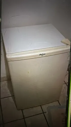 Freezer Pequeno Philco - Gelando 100%
