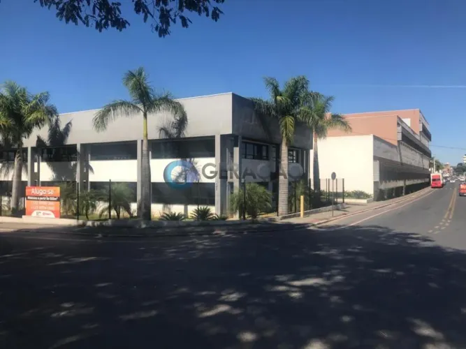 Comercial Galpão em Cruzeiro