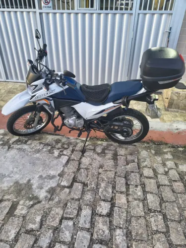vendo uma moto Bros 160