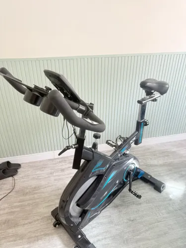 Bicicleta Ergométrica para Spinning E17 Treino Cardio em Casa Monitor LCD Acte Sports