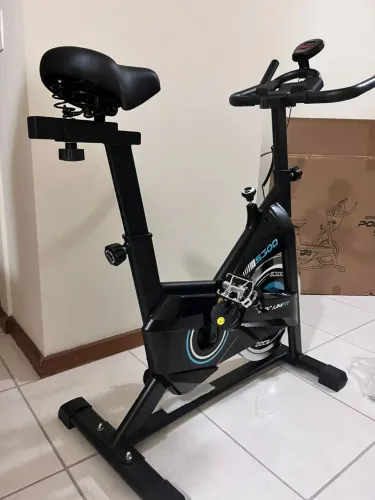 Bicicleta Ergométrica Spinning PodiumFit S300 Roda 8kg