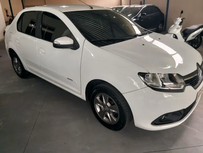 Renault Logan Expression Flex 1.6 16V 4P 2019