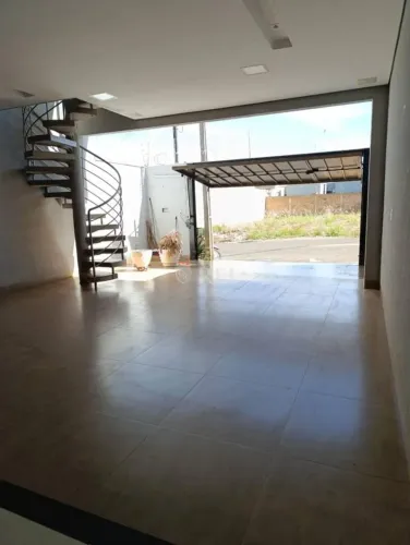 Casa com 4 quartos, Residencial Gameleira II - Rio Verde