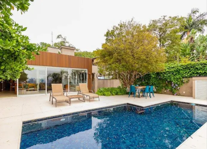 CASA DE CONDOMINIO JARDIM GUEDALA 3 DORMITÓRIOS 3 VAGAS