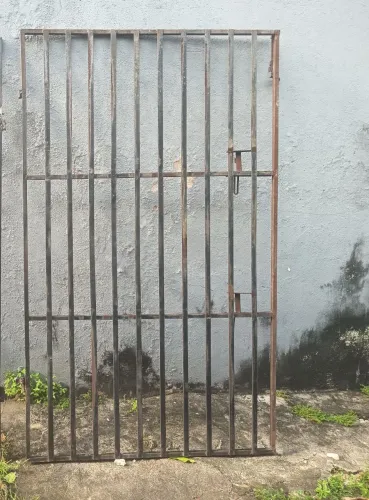 Portão de ferro