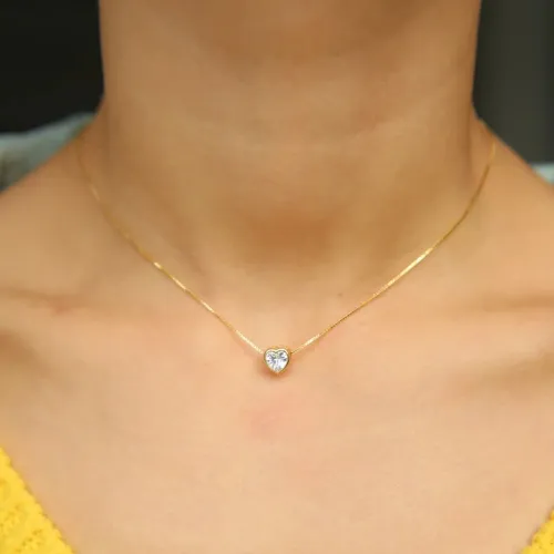 COLAR CORAÇÃO FOLHEADO A OURO 18K