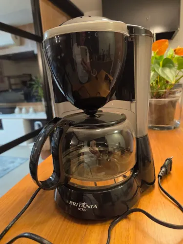 Cafeteira NCP27 Britânia preta 127 V
